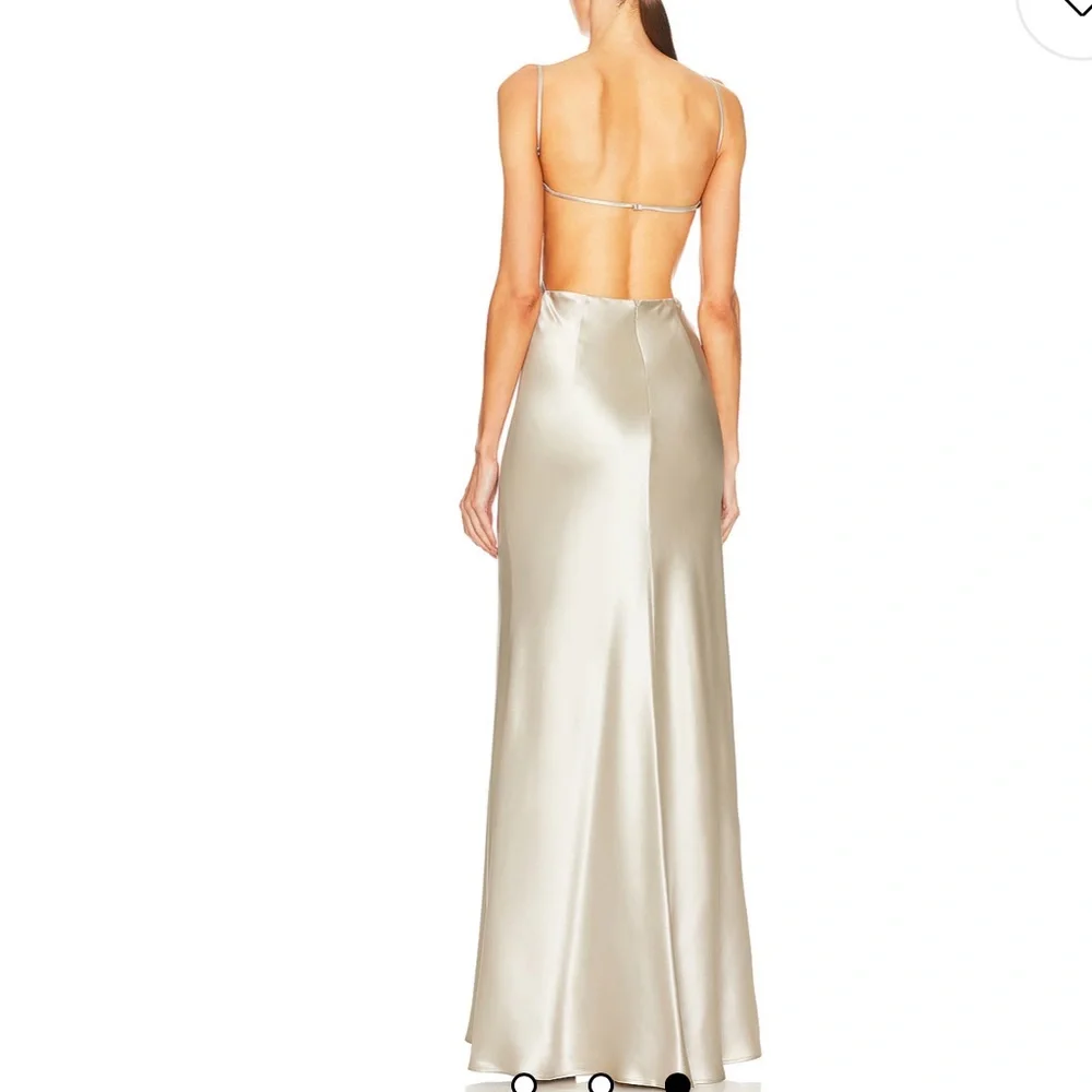 SAU LEE x REVOLVE Paula Gown in Silver NWT size 6 - Picture 3 of 10